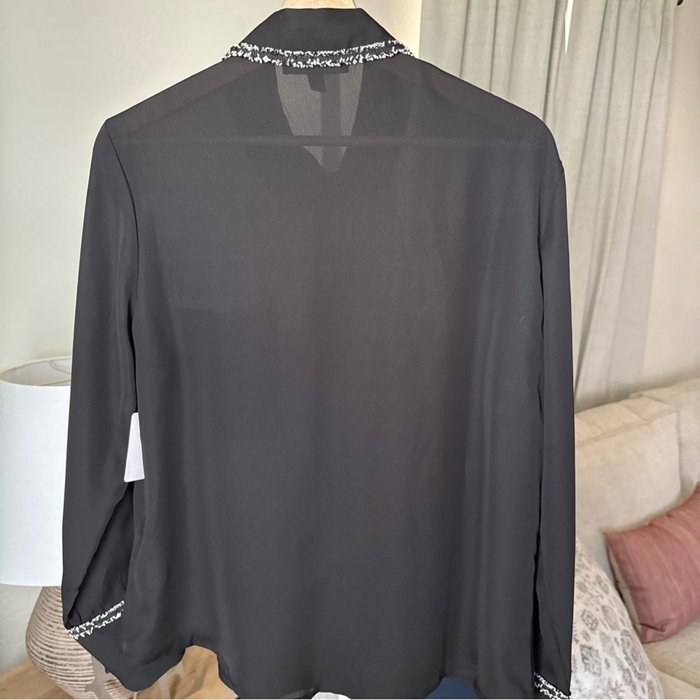 Laundry by Shelli Segal Long Sleeve Button Front Egret Blouse Boucle Trim M NWT - Picture 5 of 9